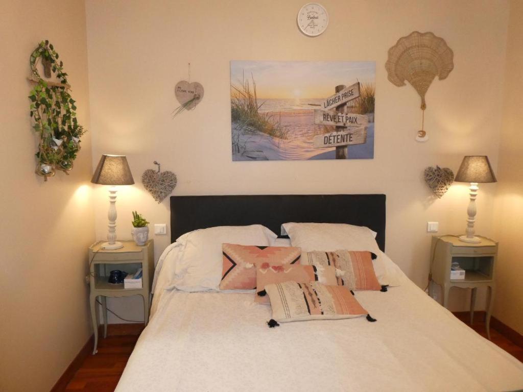 Chambre Le Mas D'Adelice Taulignan Esterno foto