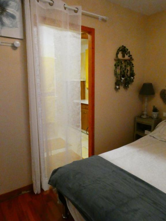 Chambre Le Mas D'Adelice Taulignan Esterno foto